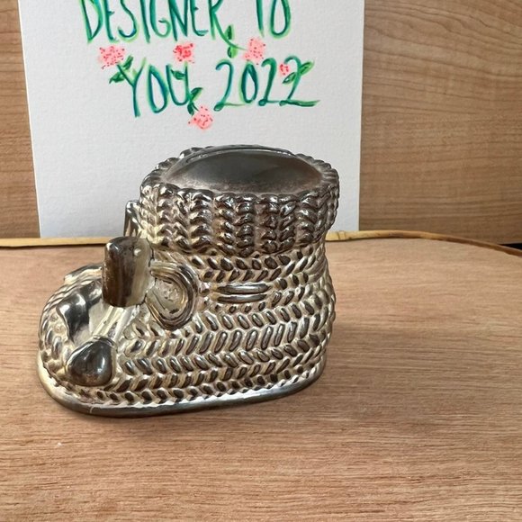 VINTAGE SILVER PLATED BABY SHOE SILVER BANK BABY SHOWER BIRTH GIFT - Picture 4 of 12